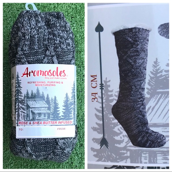 MinxNY Soft & Fuzzy Shea Butter & Rose Oil Socks😍 - Picture 1 of 8